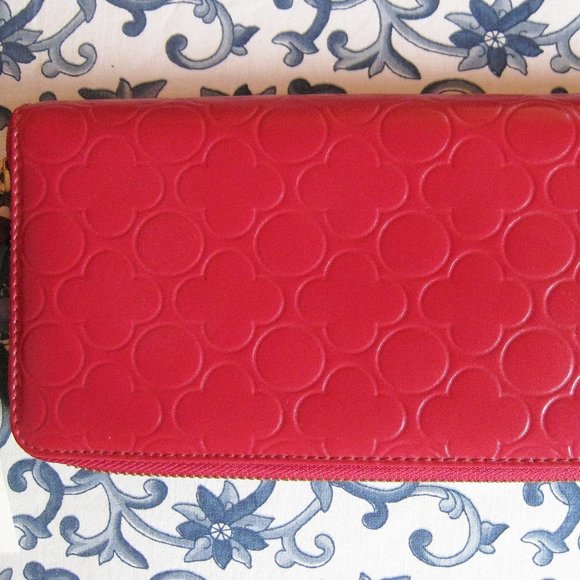 SOLD! RARE New+Tag~ Comme des Garçons Red CLOVER Large Leather Wallet - Picture 1 of 9